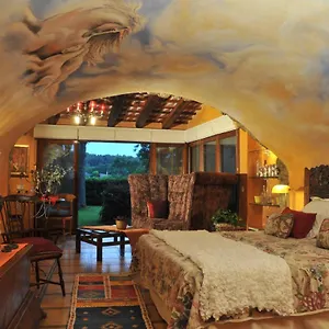 https://las-moradas-del-unicornio.topcostabravahotels.com